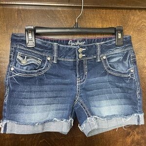 Amethyst jean shorts